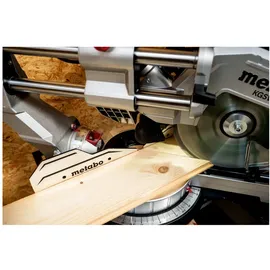 Metabo Kappsäge KGSV 254 MC (615254000) im Karton