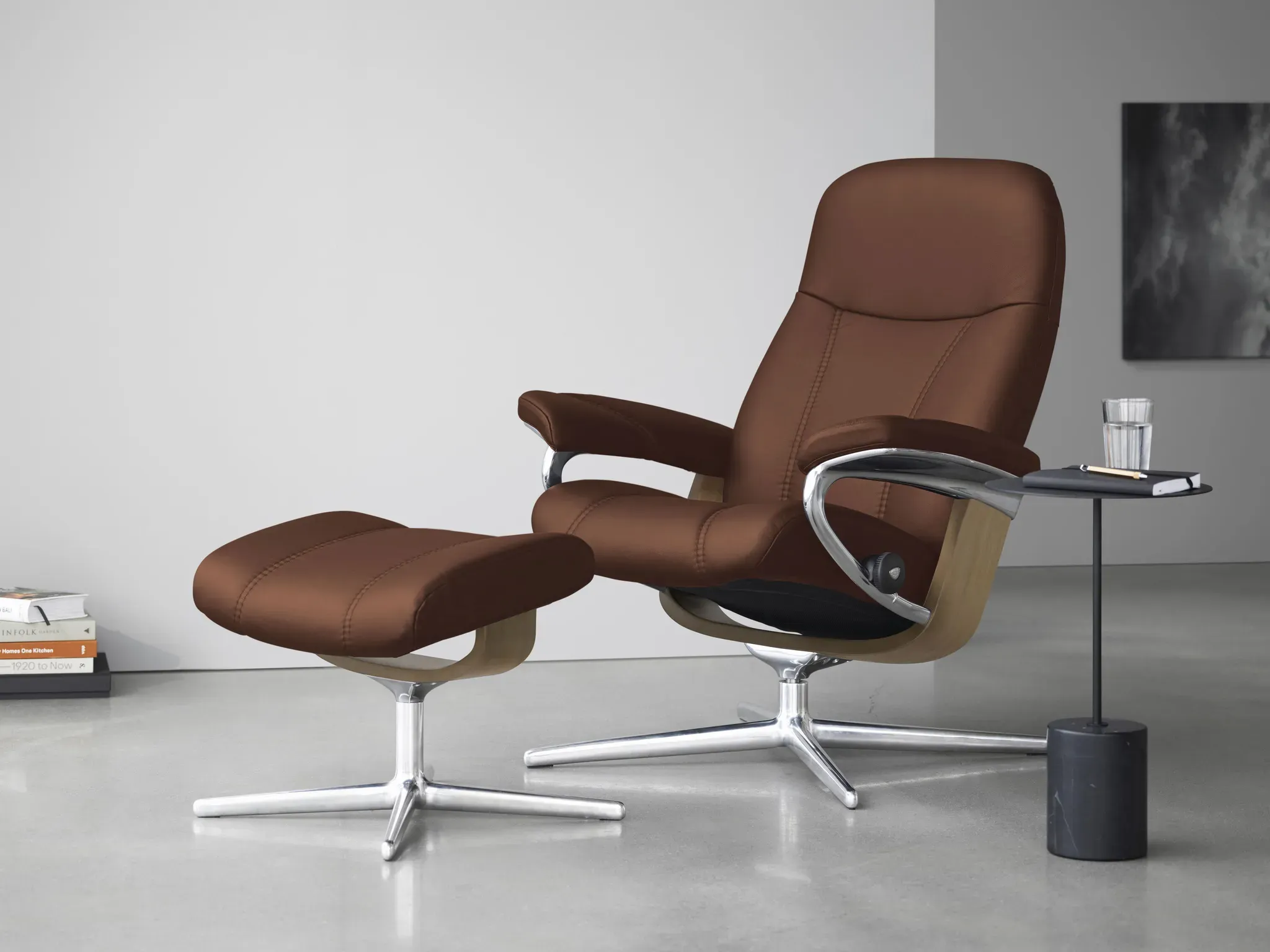 Relaxsessel STRESSLESS "Consul", braun (copper paloma), B:91cm H:102cm T:79cm, Leder PALOMA: PALOMA ist ein durchgefärbtes Semianilin-Möbelleder mit natürlicher Narbung., Sessel, Relaxsessel, mit Cross Base, Größe S, M & L, Holzakzent Eiche, in 2 Bezugsqualitäten lieferbar