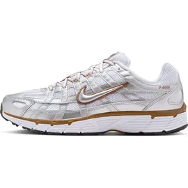 Nike P-6000 Damen White/Metallic Silver/Light British Tan 36,5
