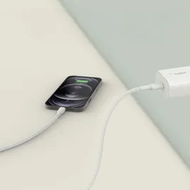 Belkin USB-C Ladegerät 25W PD + Lightning Kab. WCA004vf1MWH-B5 Smartphone, Tablet Weiß AC Schnellladung Indoor