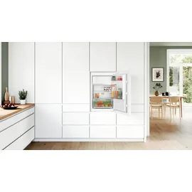 Bosch Serie 2 KIL22NSE0 Einbaukühlschrank (119 l, 874 mm hoch)