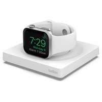 Belkin BoostCharge Pro tragbares Schnellladegerät für Apple Watch weiß (WIZ015btWH)