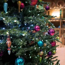 Koopmann International ECD Germany Led Lichterkette 24m mit 1200 LEDs Kaltweiß 3m Stromkabel, Clusterlichterkette Büschellichterkette für Weihnachten Innen und ... - Grün