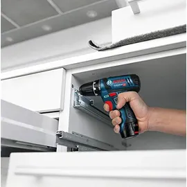 Bosch GSR 12V-15 Professional inkl. 1 x 2 Ah + 1 x 4 Ah + 39-tlg. Zubehör 0615990G6L