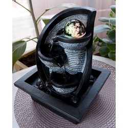 Tischbrunnen mit Beleuchtung Farbwechsel Wasserspiel Zimmerbrunnen, Kunststoff schwarz grau braun, 1x RGB LED bunt, LxBxH 21x17,5x25,5 cm