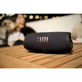 JBL Charge 5 rot