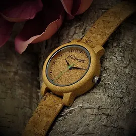 Holzwerk Germany Holzwerk HILDEN kleine Damen Kork & Holz Uhr mit Leder Armband in beige