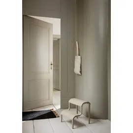 Ferm Living Up Step Hocker, schwarz