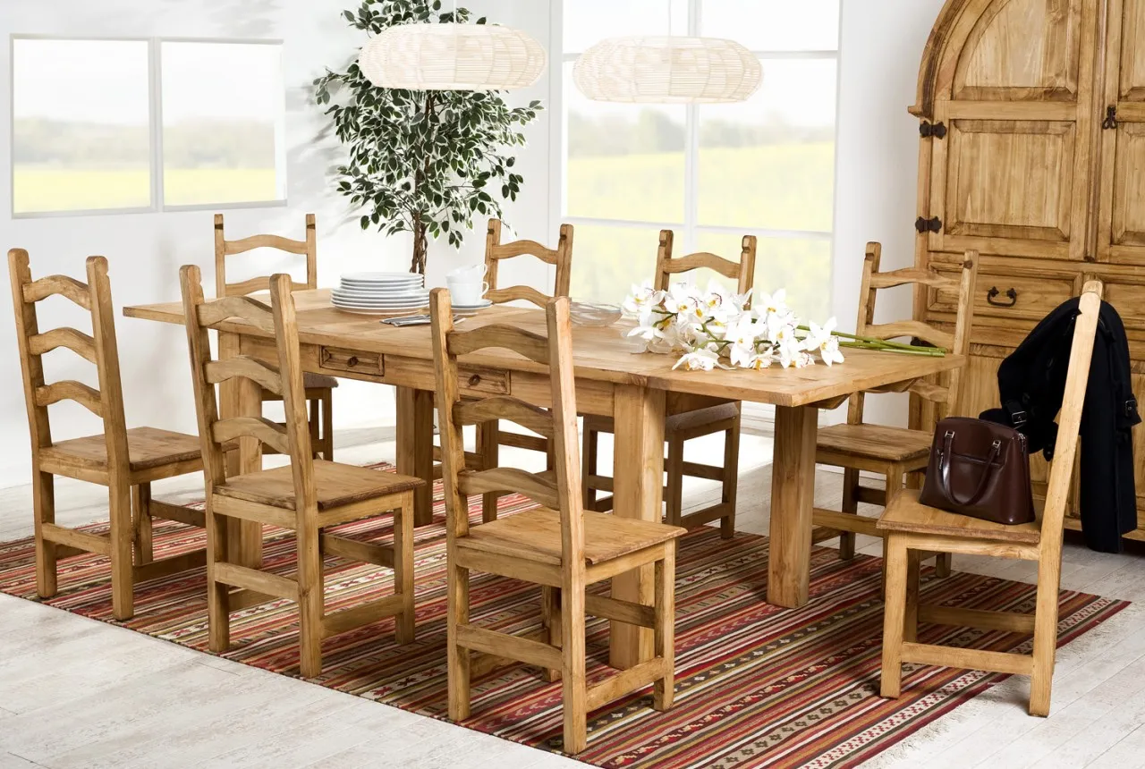 Mexikanischer Esstisch - ausziehbar bis 240x90 cm - mit Ansteckplatten - Landhausstil - Pinie - Massivholz