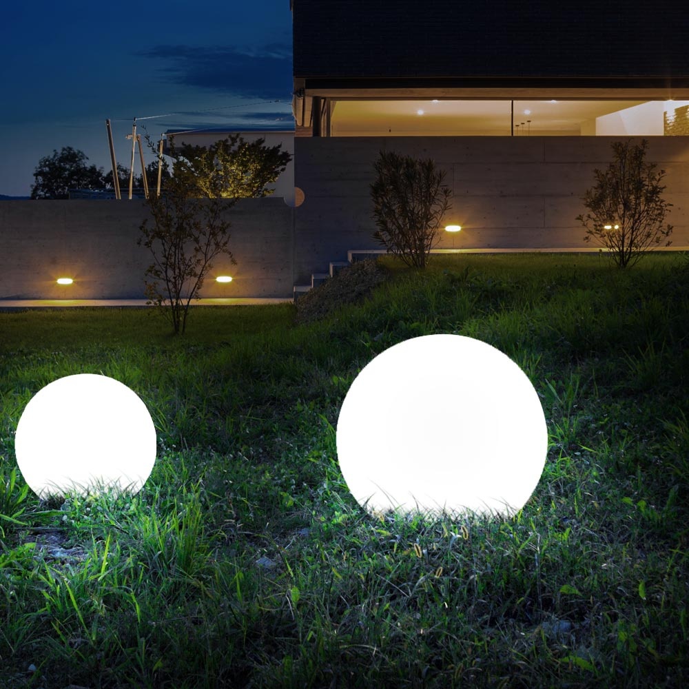 Solarlampen für Außen Kugel Gartenleuchte Erdspieß Kugelleuchte Solar 25 cm LED Solarkugel für den Garten, Kunststoff weiß silber, 2x LED kaltweiß, H 68,5 cm, 3er Set