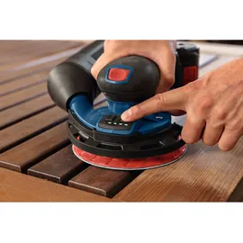 Bosch GEX 18V-150-3 inkl. 1x Schleifpapier, 1x Staubbox, 1x Schutzring
