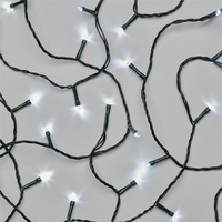 EMOS LED-Lichterkette kaltweiß für Innen und Außen, 24m lange IP44 Weihnachtslichterkette mit 240 LEDs + 5m Zuleitung und Netzteil, 6 Stunden Timer Funktion, für Party, Weihnachten, Deko