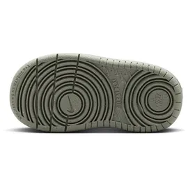 Nike Court Borough Low Silber 25