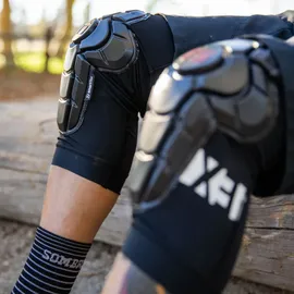 G-Form Pro-X3 Biking knieschoner black XL