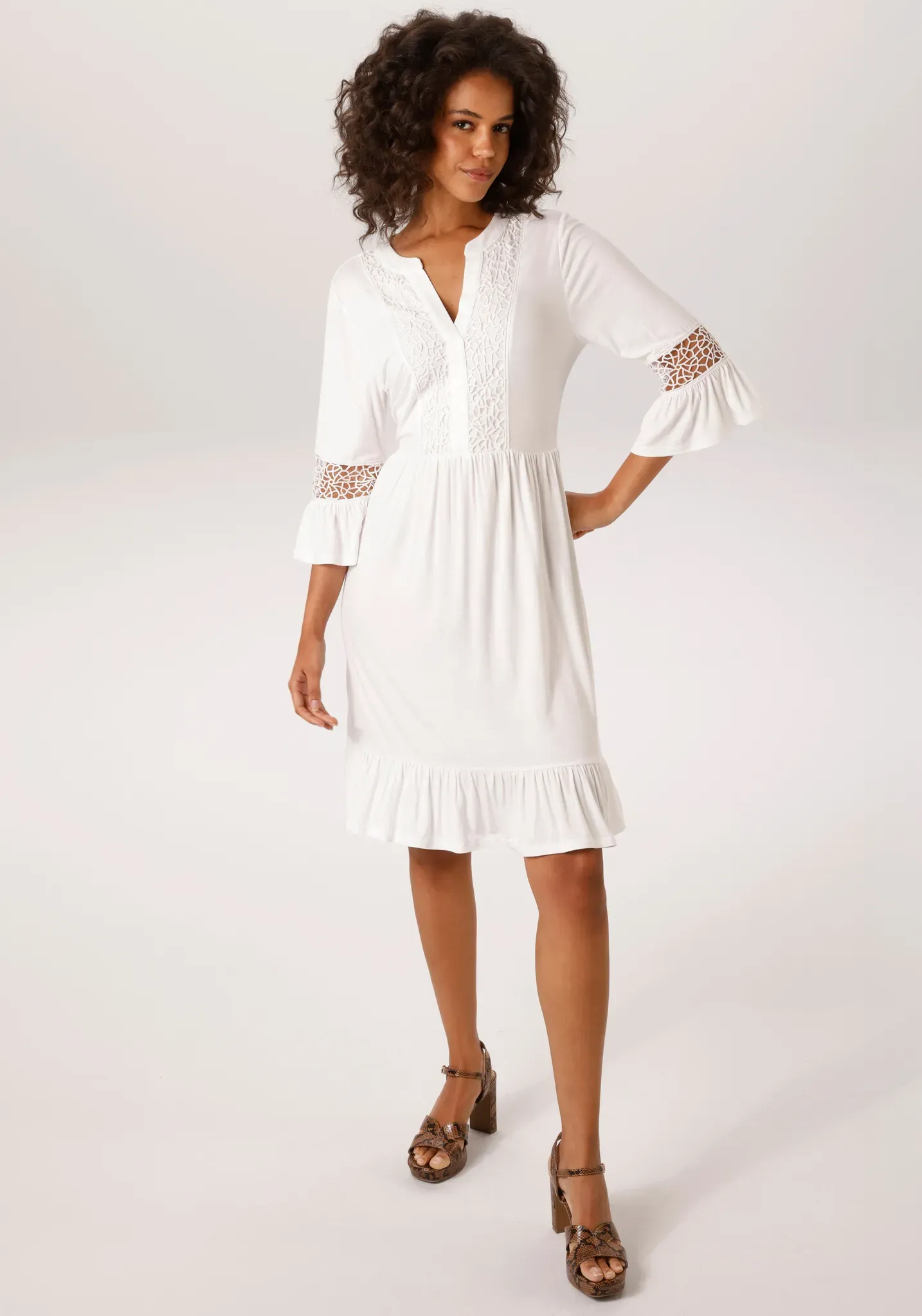 Tunikakleid ANISTON CASUAL, Damen, Gr. 40, N-Gr, wollweiß, Single Jersey, Obermaterial: 95% Viskose, 5% Elasthan, unifarben, figurumspielend kniefrei, V-Ausschnitt, Volant, Kleider, mit Häkelspitze vertiertes Vorderteil und Ärmel
