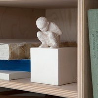 Kähler Der Neugierige H12.5 cm Character Skulpturen Unglasiert, Weiss