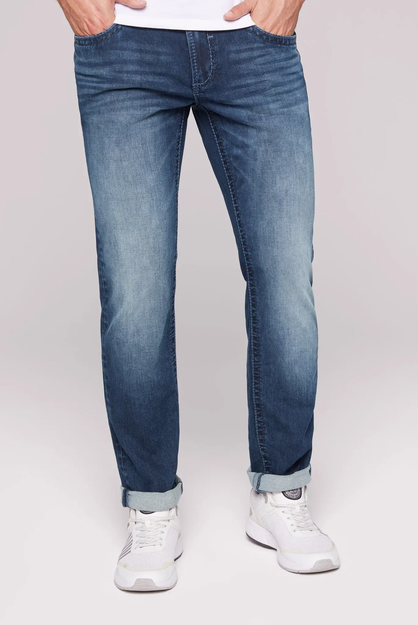 Regular-fit-Jeans CAMP DAVID, Herren, Gr. 29, Länge 30, blau, Sweatware, Material: 81% Baumwolle, 18% Polyester, 1% Elasthan, Zusatz: Enthält nichttextile Teile tierischen Ursprungs (Badge), Abriebeffekte, regular fit, Jeans, mit Bleaching-Effekten