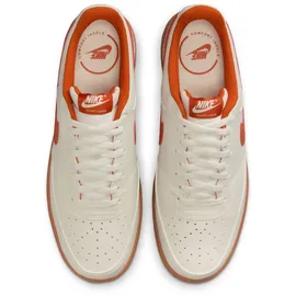 Nike Court Vision Low Herren Sail / Campfire Orange / Gum Medium Brown 44