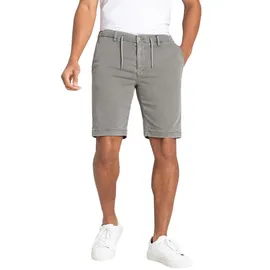 MAC Jog'n Shorts Grün 33