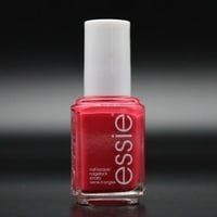 essie Nagellack mit deckendem und glänzendem Finish für farbintensive Fingernägel, Nr. 815 toy to the world, Rot, 1 x 13,5 ml