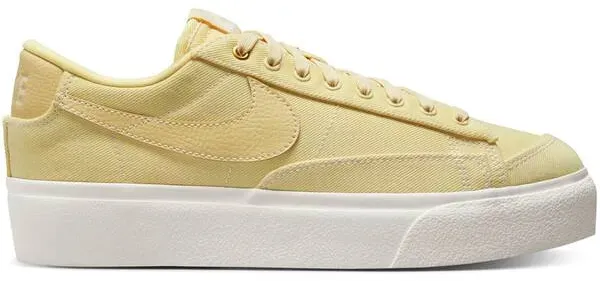 NIKE Damen Freizeitschuhe W BLAZER LOW PLATFORM, PALE VANILLA/PALE VANILLA-SAIL, 40 1⁄2