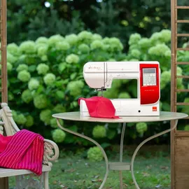 ELNA eXcellence 680 Plus weiß/rot