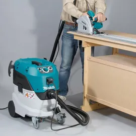 Makita VC4210M