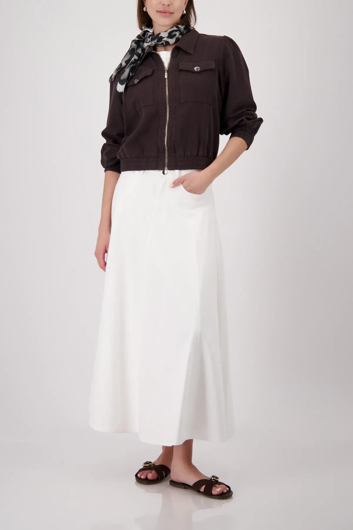 Modetuch MONARI 