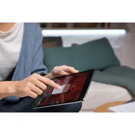 LEDVANCE Smarte LED-Lampe mit Bluetooth Mesh Technologie, Sockel E27, Dimmbar, warmweiß 2700K Steuerbar mit Alexa, Apple, Smart+ BT, 4er-Pack