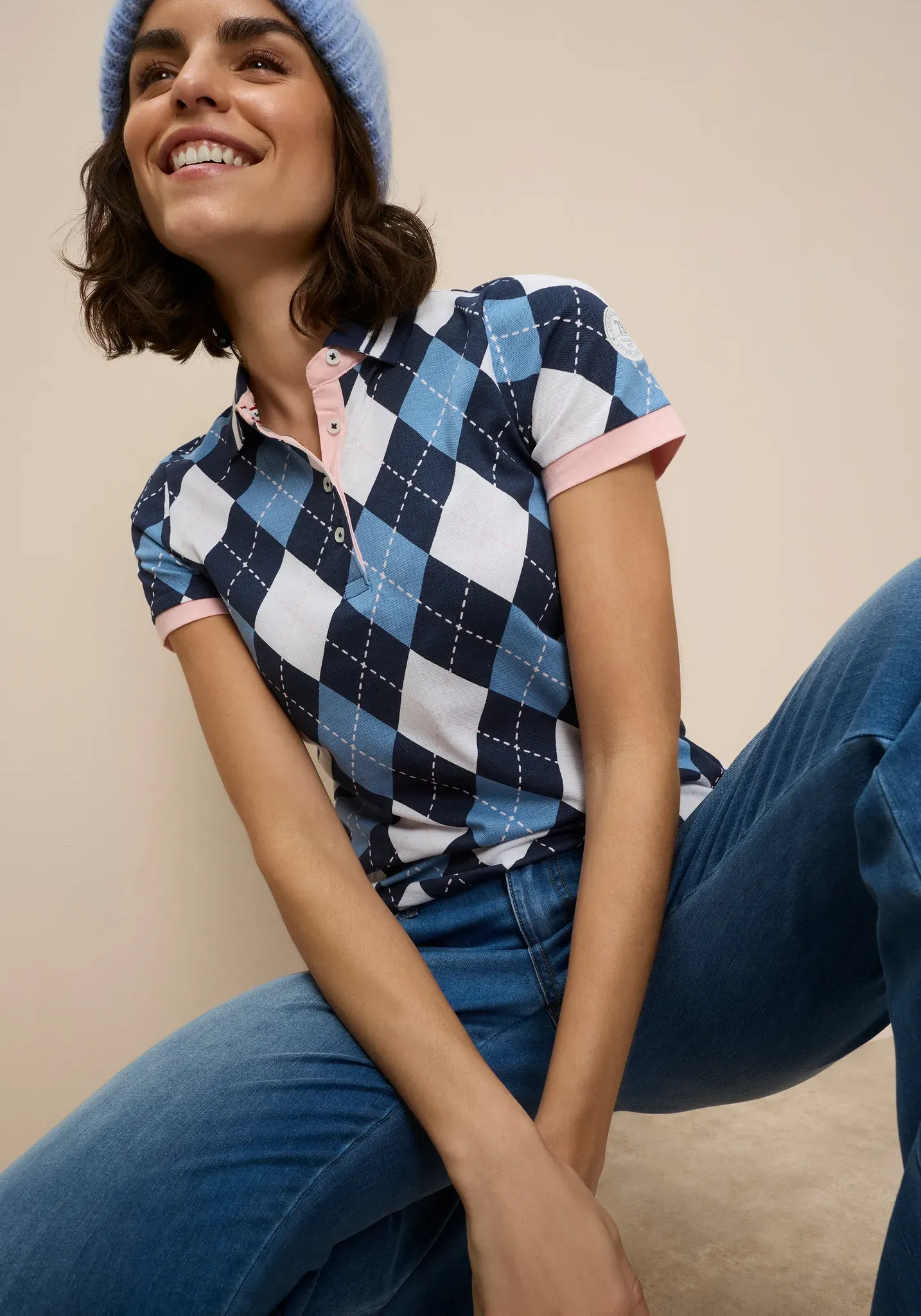 Poloshirt KANGAROOS, Damen, Gr. 44/46, blau (blau, weiß), Piqué, Obermaterial: 95% Baumwolle, 5% Elasthan, Waffelmuster, bedruckt, figurbetont hüftbedeckend, angesetztes Bündchen, Shirts, Kurzarm, figurbetonte Passform, Polokragen mit Knopfleiste, Topseller
