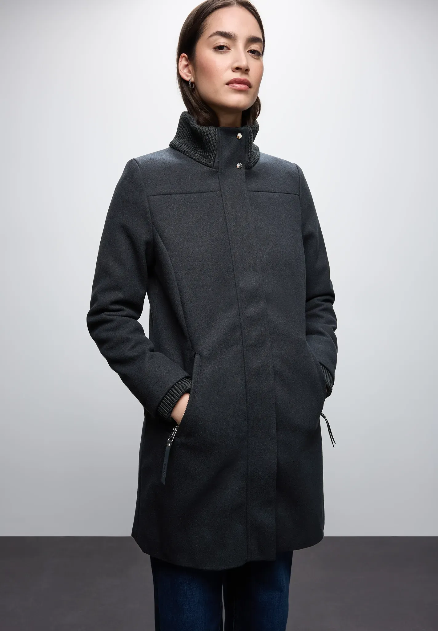 Wintermantel STREET ONE, Damen, Gr. 40, obsidian blau, Web, Obermaterial: 100% Polyester. Futter: 100% Polyester, unifarben, gerade ca. Mitte Oberschenkel, Rundhals, Mäntel Wintermantel, Stehkragen in Strickqualität, in Woll-Optik