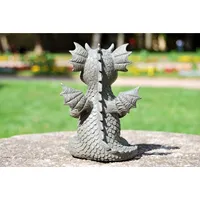 MystiCalls Gartendrache Yogi - klein - Drachen Deko Figur Indoor Outdoor Yoga Lotus