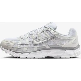 Nike P-6000 Damen Metallic Summit White/Pure Platinum/Wolf Grey/White 37,5