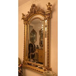 Casa Padrino Barock Spiegel Gold - Handgefertigter Antik Stil Wandspiegel mit dekorativen Engelsfiguren - Wohnzimmer Spiegel - Garderoben Spiegel - Prunkvolle Barock Möbel
