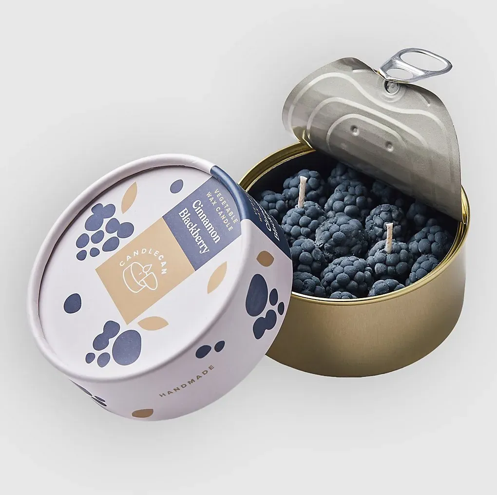 CandleHand Cinnamon Blackberry Can Candle can / berry Gr. Uni