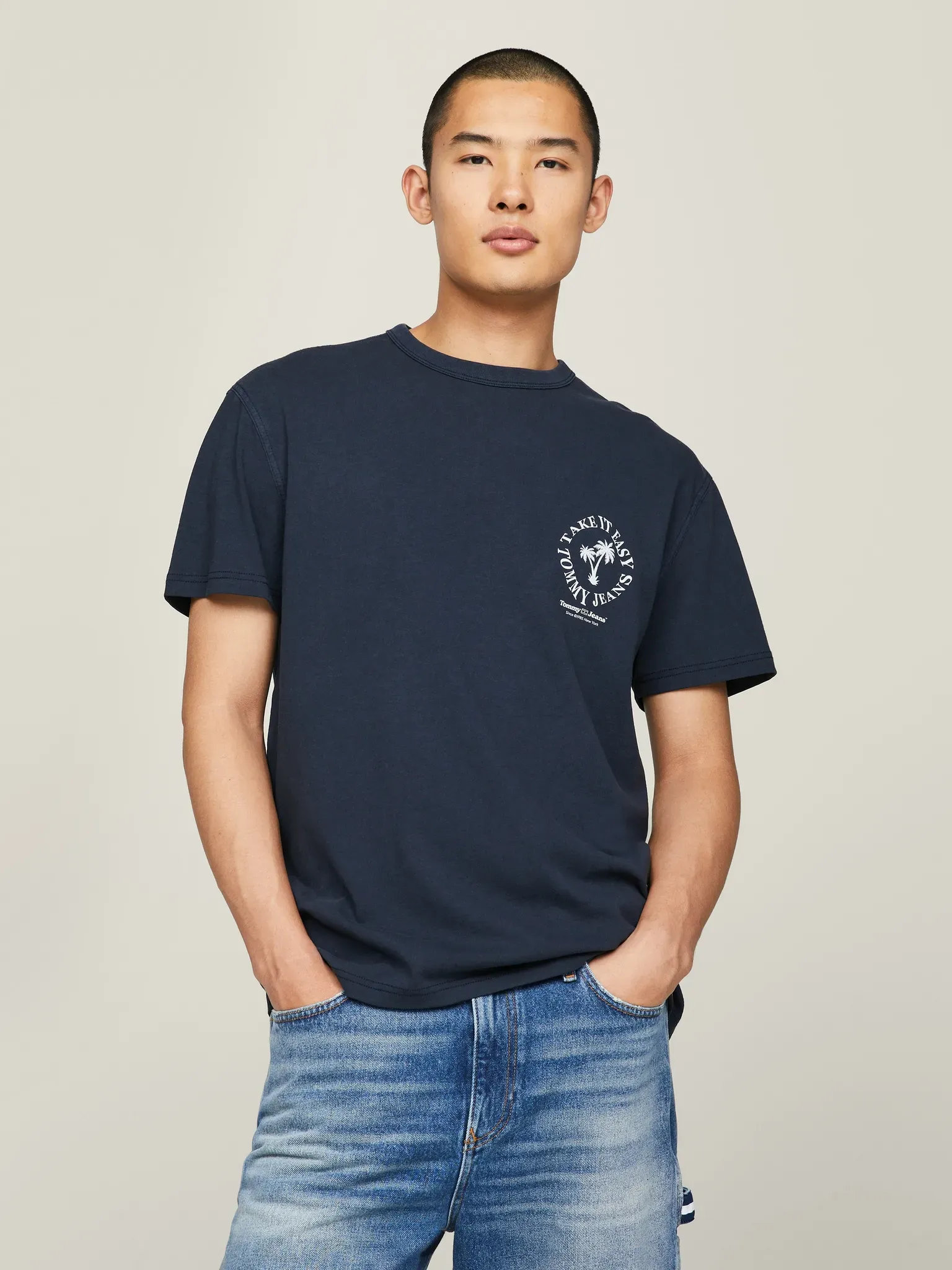 Tommy Jeans T-Shirt »TJM REG NOVELTY GRAPHIC2 TEE«, mit Rückenprint TOMMY JEANS drak night navy S
