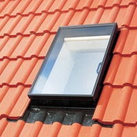Kunststoff Velux Ausstiegsfenster GVK fürs Kaltdach inklusive Universal-Eindeckrahmen