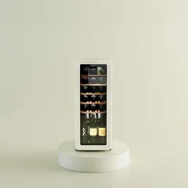 Cecotec Weinkühlschrank 24 Hit Beige. Beige mit LED-Steuerung, Temp. 5-20oC, NoFrost, Holzregale, Innenbeleuchtung, Belüftung