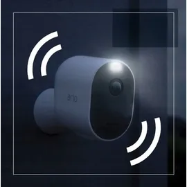 Arlo Ultra 2 Überwachungskamera weiß