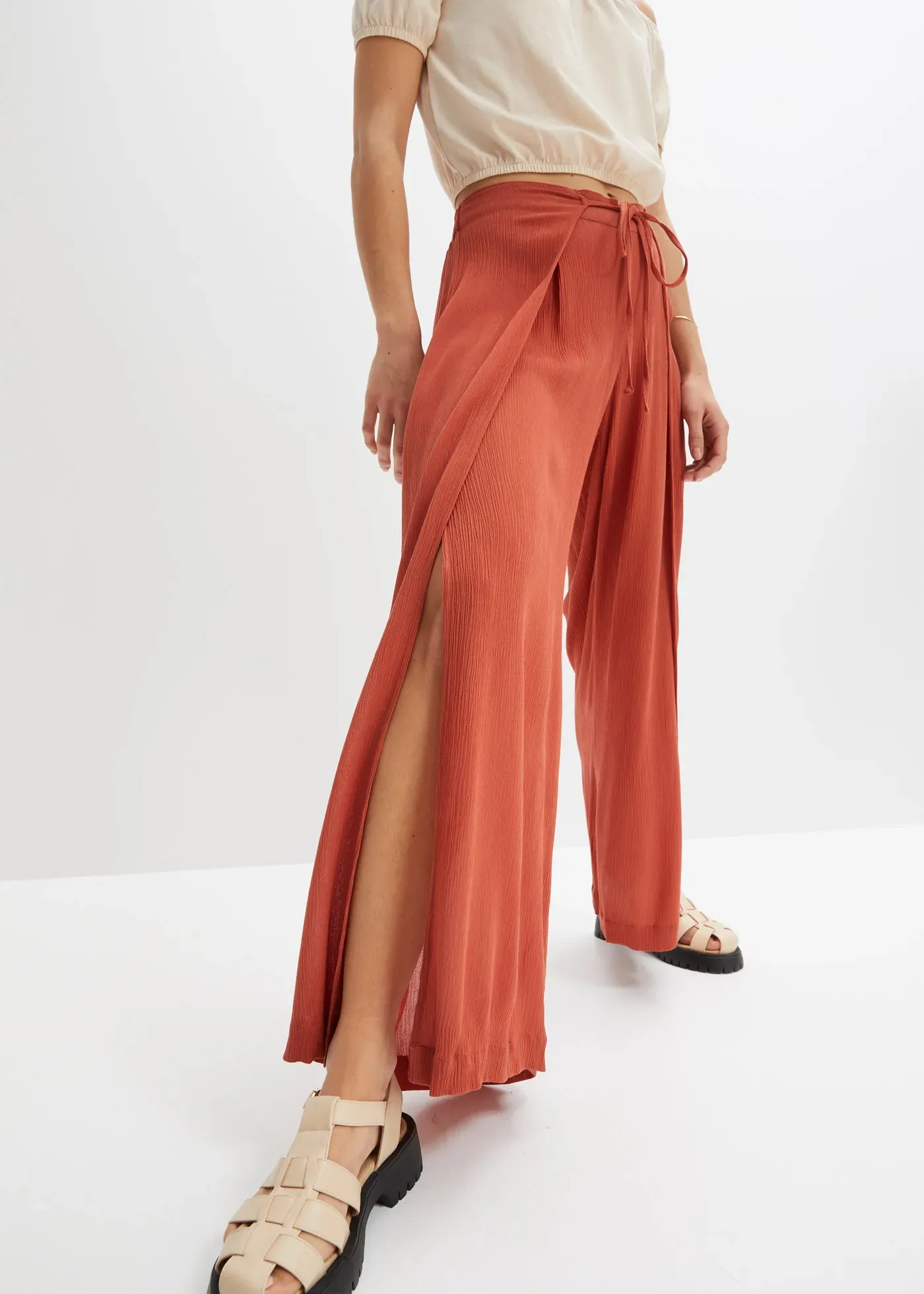 Stoffhose BONPRIX, Damen, Gr. 48, N-Gr, quarzrot, Obermaterial: 100% Viskose, regular fit, Hosen Stoffhose, aus Viskose, mit Schnürung, Regular Fit, mit weitem Bein