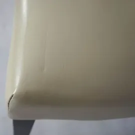 Mendler 2er-Set Esszimmerstuhl Chesterfield, Stuhl Küchenstuhl, Nieten - Kunstleder, schwarz, dunkle Beine