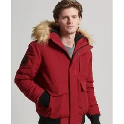 Superdry für Herren. M5011742A Everest Bomberjacke mit Kapuze und Steppmuster rot (M), Lässig, Polyester