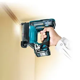 Makita PT354DZ