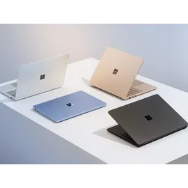 Microsoft Surface Laptop 7 13,8" Snapdragon X Elite 16 GB RAM 1 TB SSD Schwarz