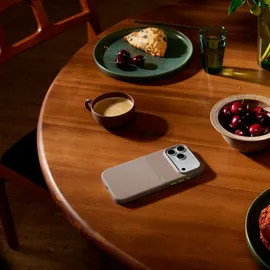 Beats iPhone 17 Pro Max Rugged Case mit MagSafe und Kamerasteuerung Alpengrau