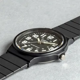 Casio Herren Analog Quarz Uhr mit Resin Armband MQ-71-1