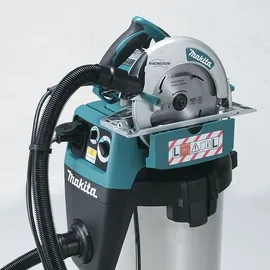 Makita VC3210LX1