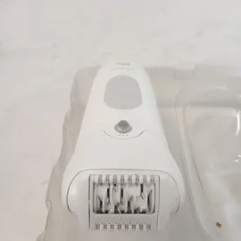 Braun Silk-épil 5 5-011 Weiß/Grau