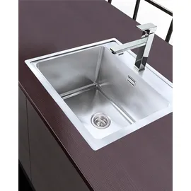 PYRAMIS PELLA (47X52) 1B