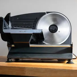 Cecotec Schneidemaschine aus Rock'nCut Shuriken Steel. 200 W, 190 mm Durchmesser Scheibe, stufenloses Einstellsystem, maximale Präzision mit einer Dicke von 0-15 mm, Edelstahlklinge.